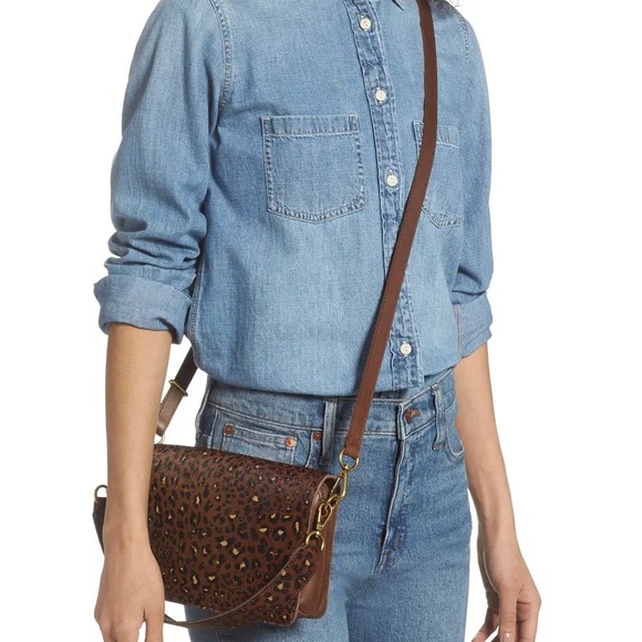 New! Madewell The Flap Crossbody Bag Leopard - Picture 2 of 4